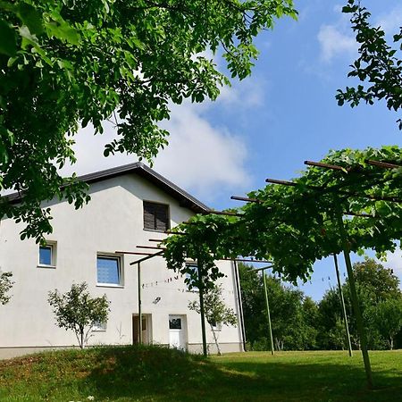 Lora Lejlighed Rakovica Eksteriør billede